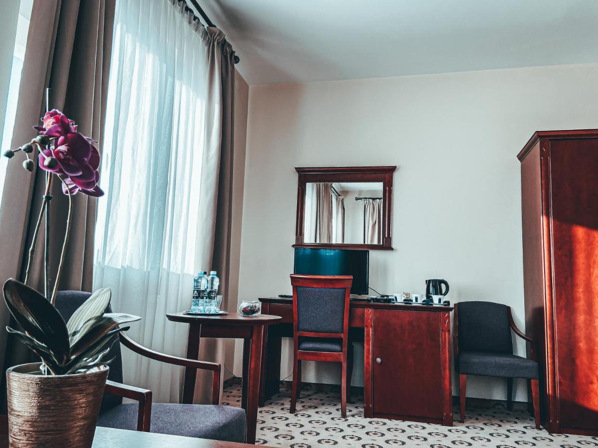 Astoria Bed & Breakfast Сважендз Экстерьер фото