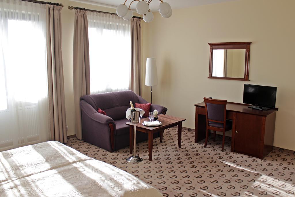 Astoria Bed & Breakfast Сважендз Экстерьер фото
